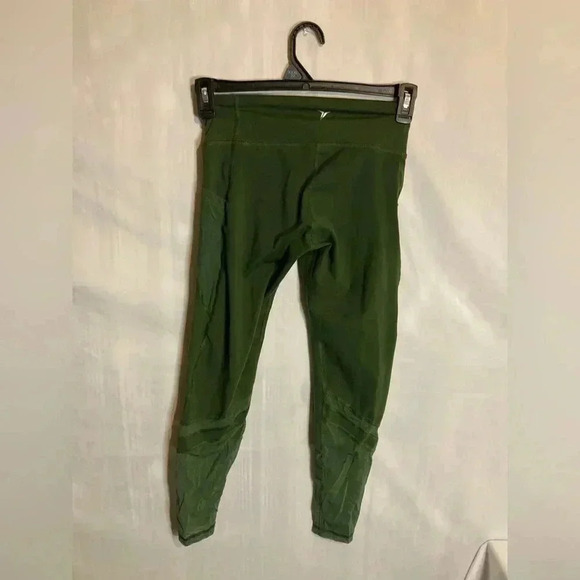 Old navy active leggings - Picture 4 of 9